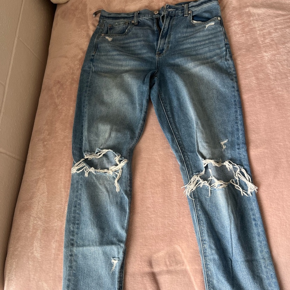 american eagle boyfriend jeans